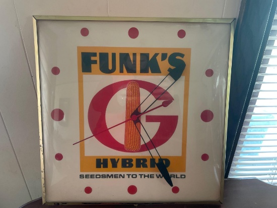 Funks, Pam clock with original shipping box, clock works 15" x 16"