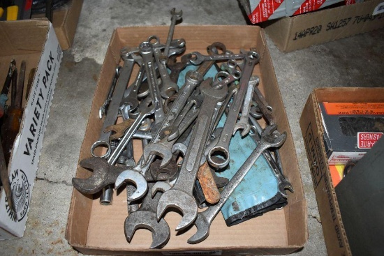 Box end wrenches