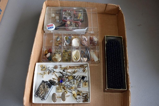 Assorted jewelry