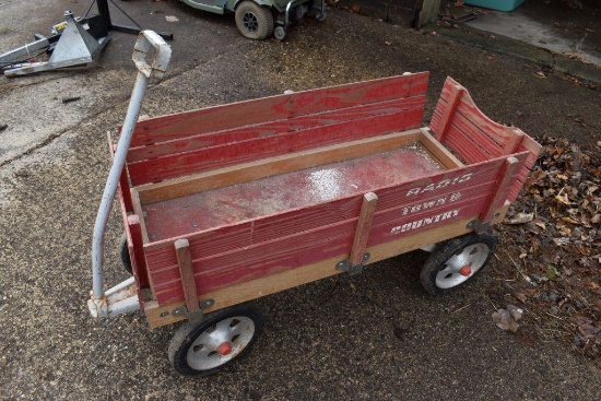 Radio Town and Country Wagon with sides