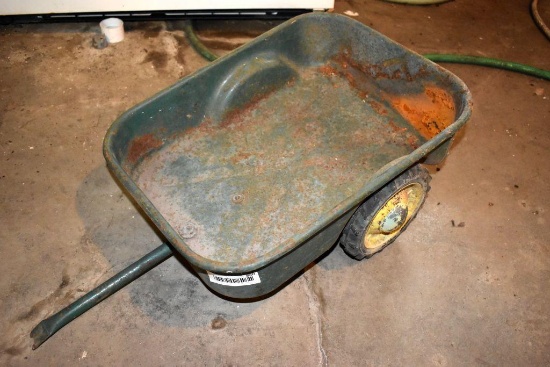 John Deere Wagon, broken hitch