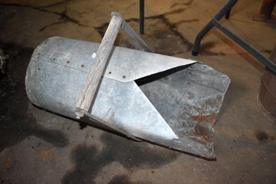 Large Coal scoop