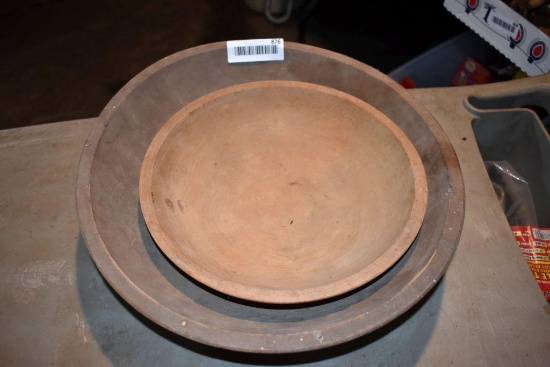 2 Wooden bowls