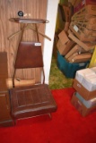 Tailor chair