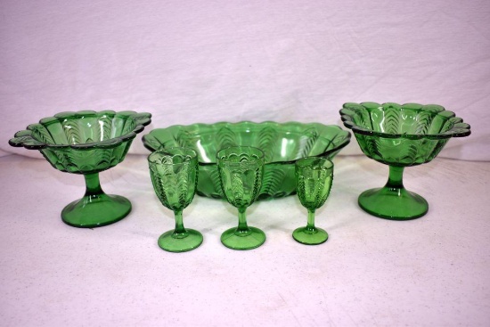 Green depression wines, serving bowls