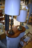 Side table and 2 lamps