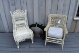 2 Wicker patio chairs