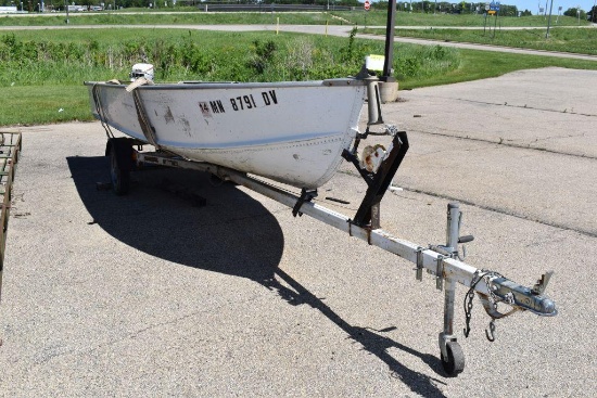 1978 Sylvan Aluminum 16' Boat, Johnson 15hp Motor, Balko single axle trailer, motor is free