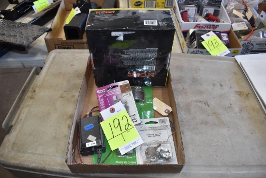 Curt 10 foot 7 Way Harness and assortment Of Padlocks