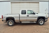 2006 Chevy 2500HD Pickup, 4x4, 6.6L Duramax, Auto, Ext Cab, 224,035 Miles, Cloth, With Boss