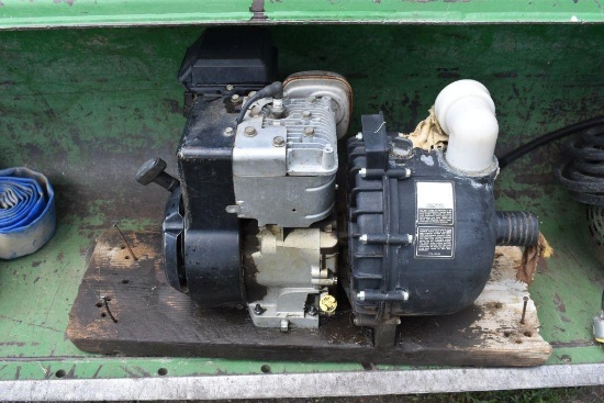 B & S 5HP Engine With Transfer Pump, with expandable hose