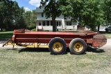 New Holland 679 Tandem Axle Manure Spreader, Poly Floor, Single Beater, 540PTO