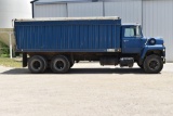 1978 Ford F800 Straight Truck V8 Gas, 5x3 Trans, Tandem Axle, W/ Scott 20' Steel Box & Hoist, Roll