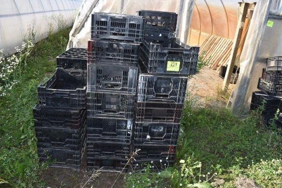 Plastic carrying crates
