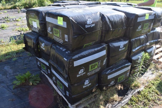Pallet of peat moss, approx. 14 bags