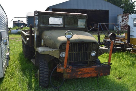 2 Ton Military 6x6 tandem truck, V8 gas, auto transmission, with box