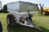 Tote Systems fertilizer spreader single axle, 540 PTO, dual spinners