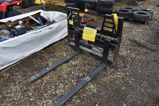 New 5200lbs Hydraulic Adjustable Pallet Forks, Un