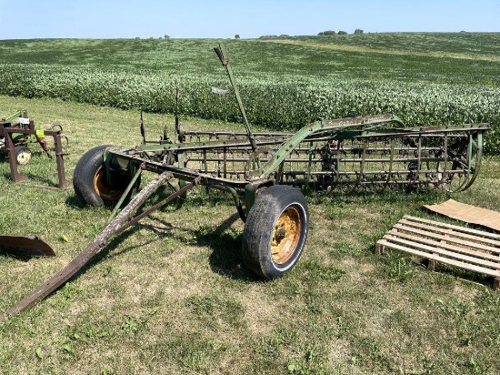 John Deere Side Rake, 4 Bar