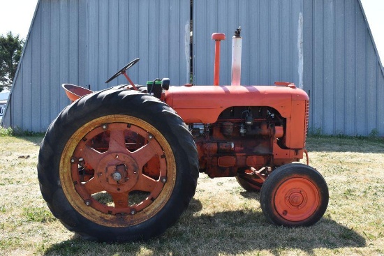 Case DC Tractor, Gas, Wide Front, 11x38 Tires, 1 Hydraulic, PTO, Good Tin