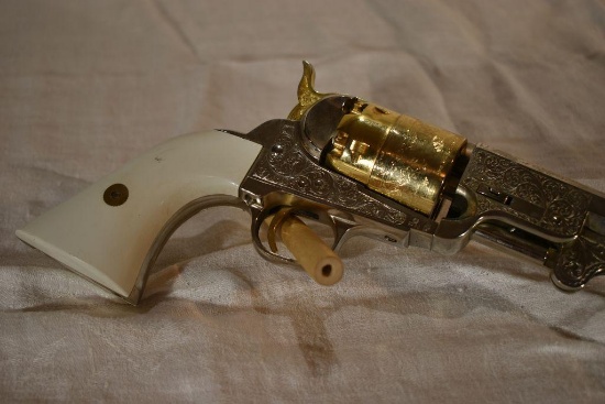 F.LLI PIETTA Cal .44 Black Powder Revolver, Octagon Barrel, 6 Shot, Engraved Decals, Stainless
