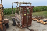 My-D Han-D Portable Cattle Chute With Head Gate