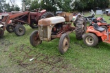 Ford 8N Gas Tractor, 11.2x28 Tires, Fenders, 3pt, runs