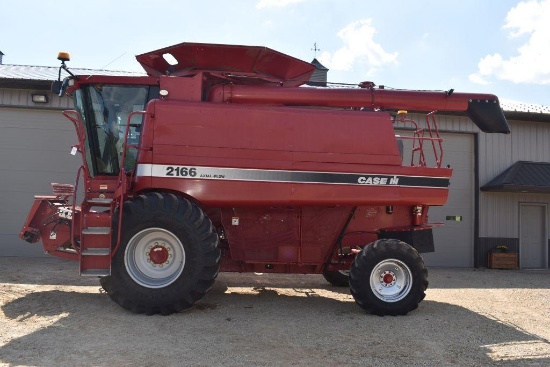 1997 Case IH 2166 Axial Flow Combine, 3,091 Separator Hours, 4625 Engine Hours, 30.5-L32 Tires