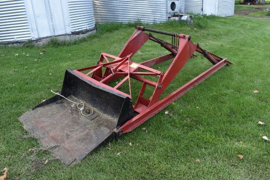 Super Six Trip Bucket Tractor Loader, Came Off Farmall H Tractor