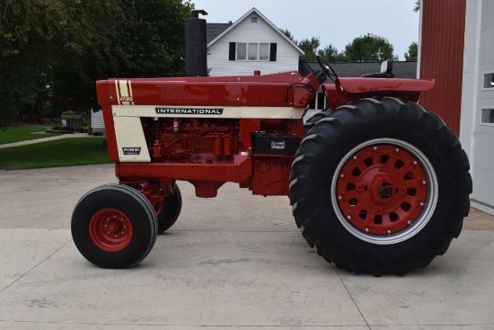 1975 IHC Hydro 100, Open Station, 4,751 Act Hrs, 540/1000PTO, 3pt, 2 Hydraulic, Totally Restored,