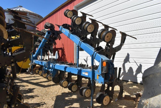 Kinze 1500 Cultivators/Applicators, 16R30", 3pt, Rear Hitch