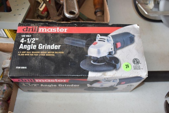 Drill Master 4 1/2 inch Angle Grinder