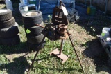 Pipe Vise with Stand