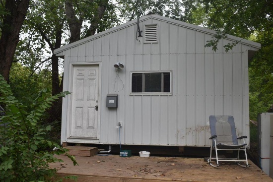16 ' x 34' Building to be moved, Full Living Quarters, Steel Siding & Roof, Heat & AC, In Nice