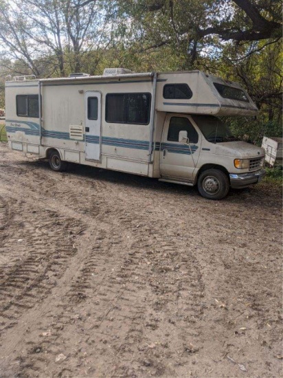 1994 Ford E350 Motor Home, 460 V8 Engine, 90,345 Miles, 30', Awning, Sleeps 8, Roof Air,