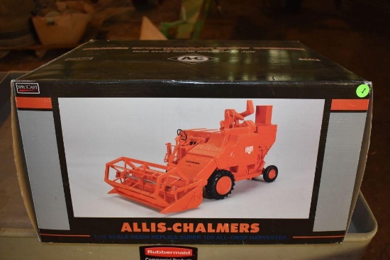 SpecCast Allis Chalmers Super 100 All Crop Harvester, 1/16 Scale, Orange Spectacular Show