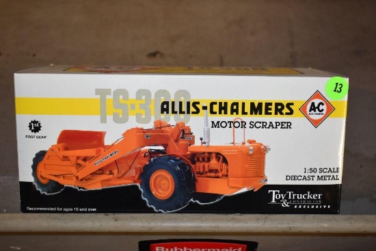 First Gear Allis Chalmers TS-300 Motor Scraper, 2007 National Toy Truck'n Construction Show,