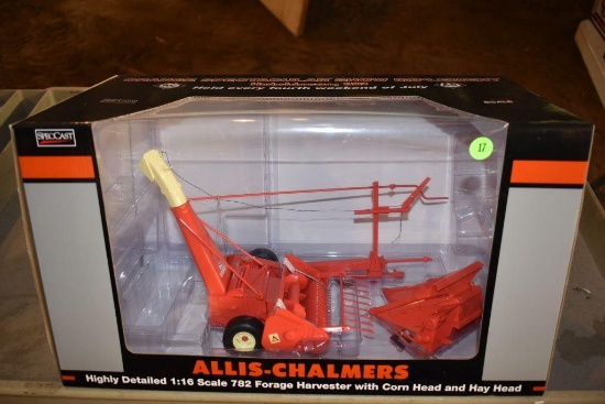 SpecCast Allis Chalmers Highly Detailed 1/16 Scale 782 Forage Harvester With Corn Head and