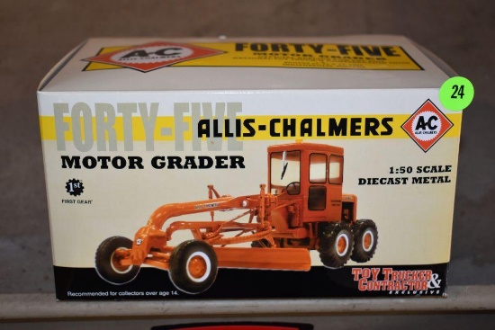 First Gear Allis Chalmers Forty-Five Motor Grader, 1/16 Scale National Toy Truck'n Construction