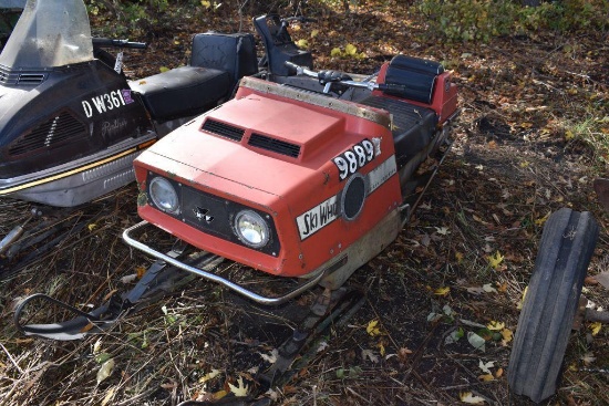 Massey Ferguson Ski Whiz 500 Snowmobile, non-running, no registration