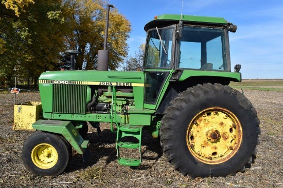 John Deere 4040 2WD Tractor, 3485 Actual Hours, 18.4R34 Tires 90%, 3pt. With Quick Hitch, 2