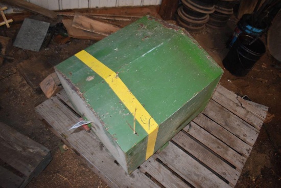 John Deere Aux. Front Fuel Tank