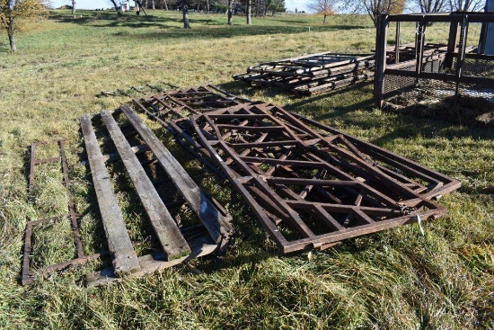 Assorted steel fence line feeders and panels