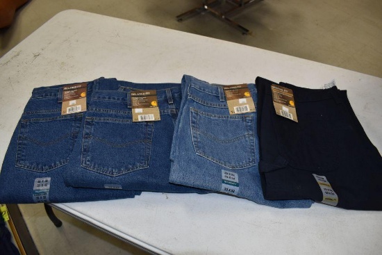 (4) Carhartt Men's Pants Size 33x32