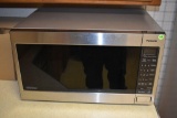 Panasonic counter top microwave 1250 Watt