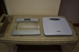 Digital bathroom scales