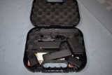 Glock 17 gen 4 semi auto pistol, 9mm x 19, phase illumination, 3 magazines, SN:RXN629
