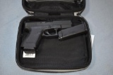 Glock 19 semi auto pistol, 9mm x 19, 2 magazines, SN:BEG595, with soft case