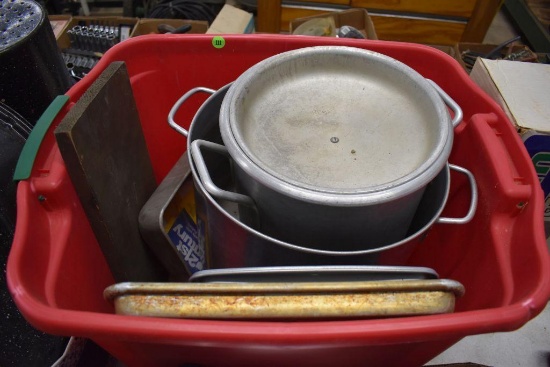 Tote Containing Aluminum Cookware