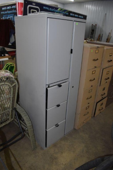 5 Compartment Lockable cabinet, no keys